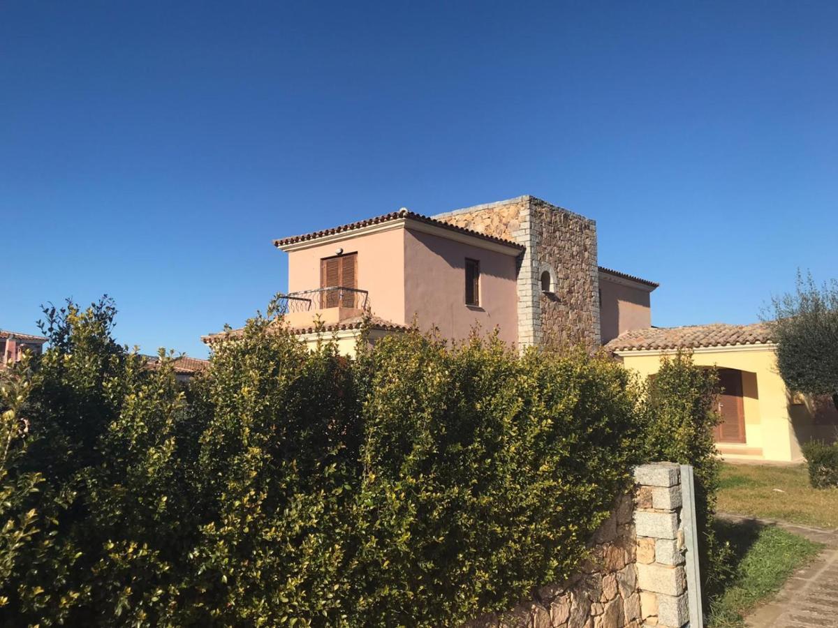 Villa Residenze Gambaru San Teodoro  Exterior foto